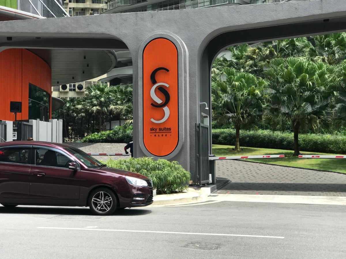 קואלה לומפור Sky Suites Klcc By Luna מראה חיצוני תמונה
