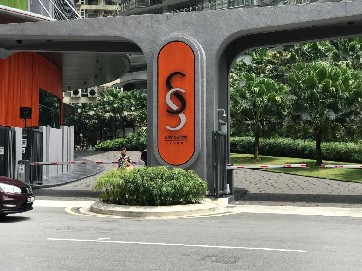 קואלה לומפור Sky Suites Klcc By Luna מראה חיצוני תמונה